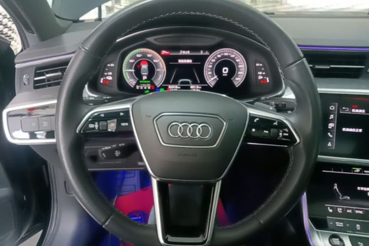 Used Audi A6L New Energy 2020 55 TFSI e quattro Steering Wheel