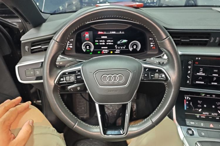 Used Audi A6L New Energy 2020 55 TFSI e quattro Steering Wheel