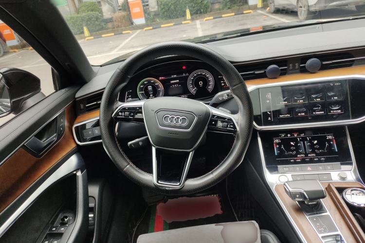 Used Audi A6L New Energy 2020 55 TFSI e quattro Steering Wheel