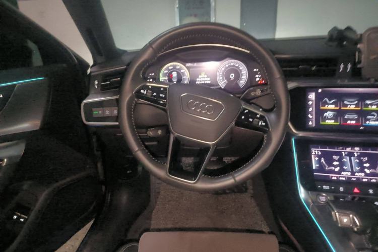 Used Audi A6L New Energy 2020 55 TFSI e quattro Steering Wheel