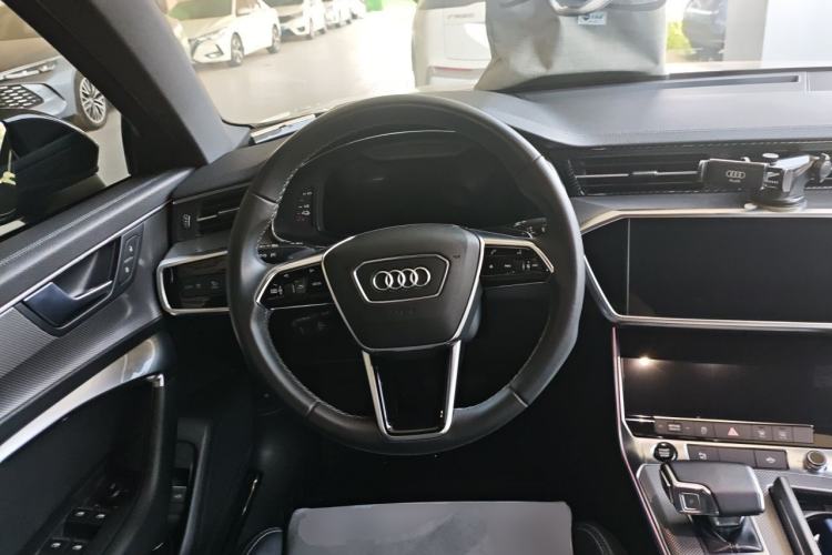Used Audi A6L New Energy 2020 55 TFSI e quattro Steering Wheel