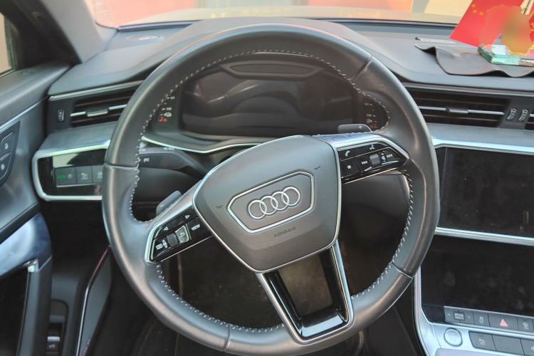 Used Audi A6L New Energy 2020 55 TFSI e quattro Steering Wheel