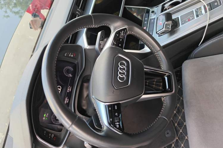 Used Audi A6L New Energy 2020 55 TFSI e quattro Steering Wheel
