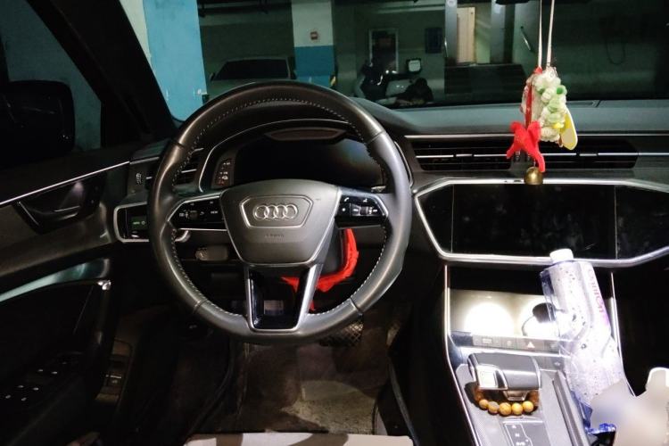 Used Audi A6L New Energy 2020 55 TFSI e quattro Steering Wheel