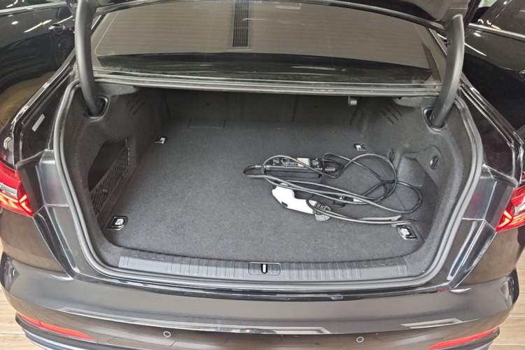 Used Audi A6L New Energy 2020 55 TFSI e quattro Trunk