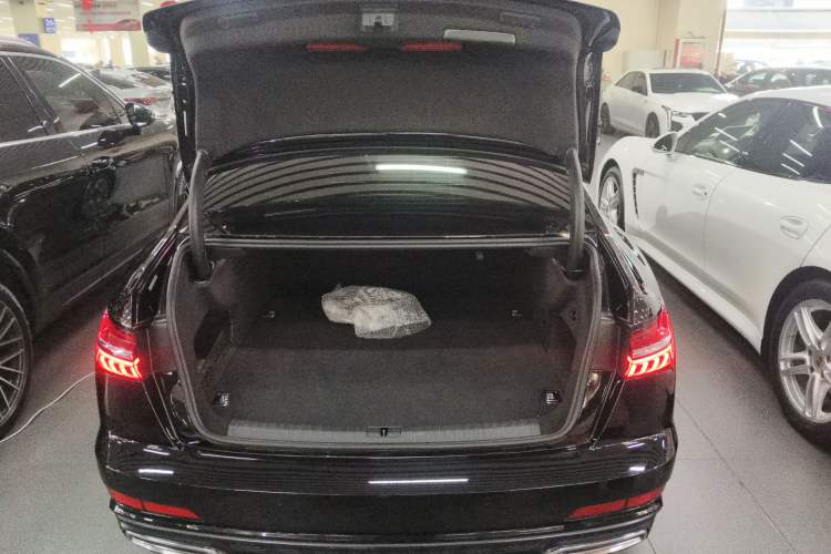 Used Audi A6L New Energy 2020 55 TFSI e quattro Trunk
