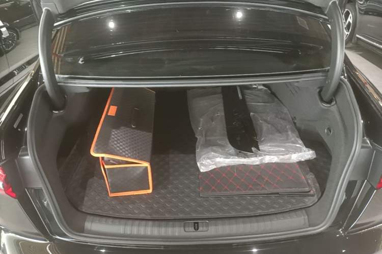 Used Audi A6L New Energy 2020 55 TFSI e quattro Trunk
