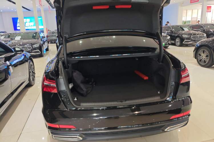 Used Audi A6L New Energy 2020 55 TFSI e quattro Trunk