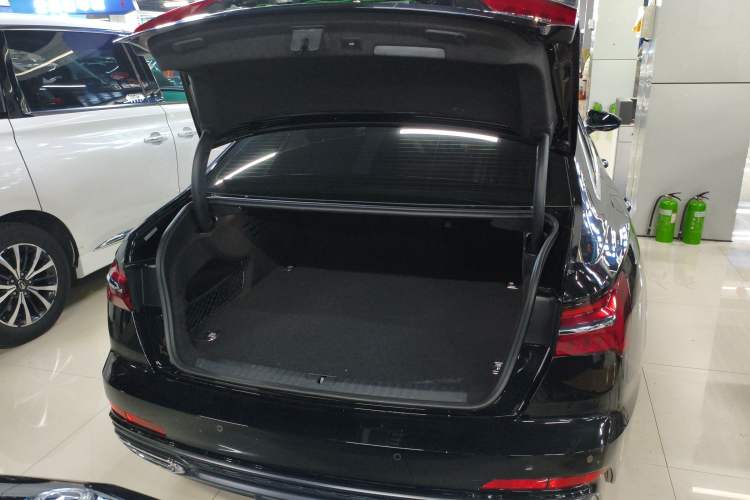 Used Audi A6L New Energy 2020 55 TFSI e quattro Trunk