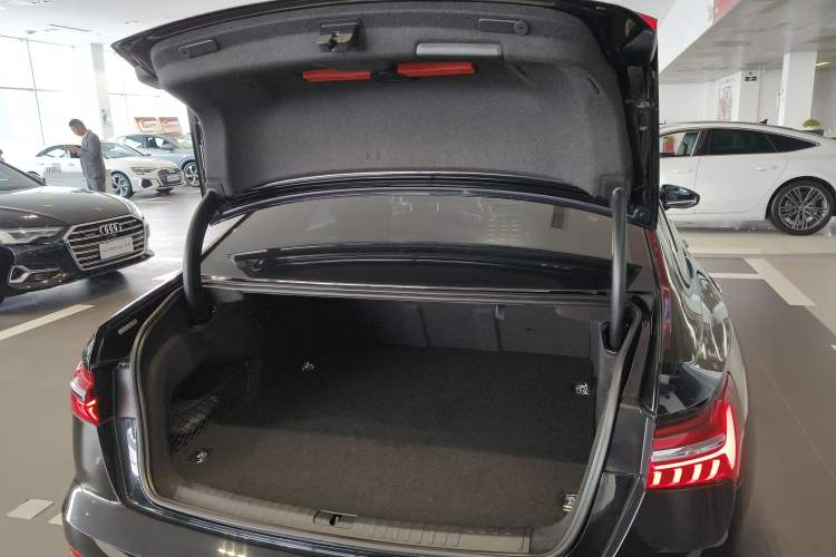 Used Audi A6L New Energy 2020 55 TFSI e quattro Trunk