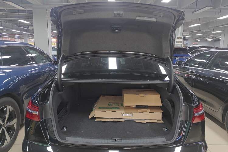 Used Audi A6L New Energy 2020 55 TFSI e quattro Trunk