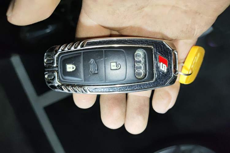 Used Audi A6L New Energy 2020 55 TFSI e quattro Vehicle Key