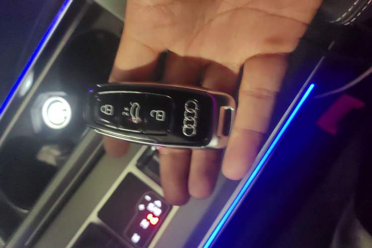 Used Audi A6L New Energy 2020 55 TFSI e quattro Vehicle Key