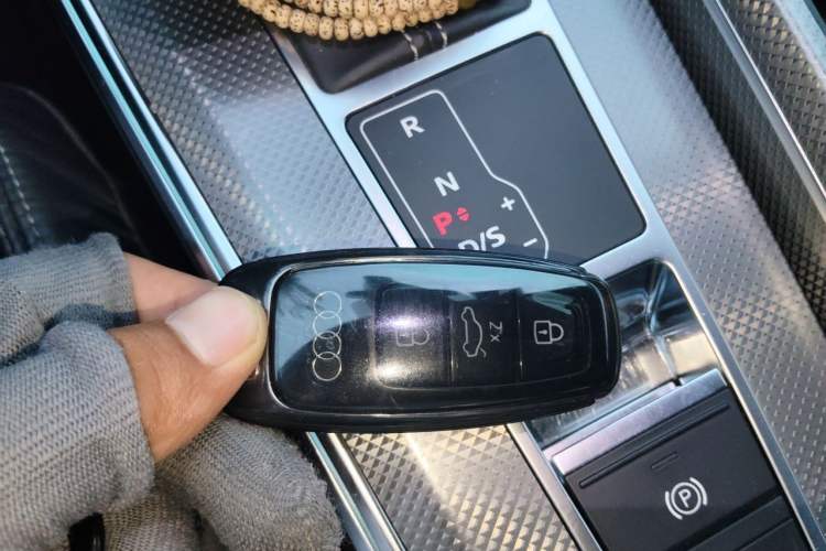 Used Audi A6L New Energy 2020 55 TFSI e quattro Vehicle Key
