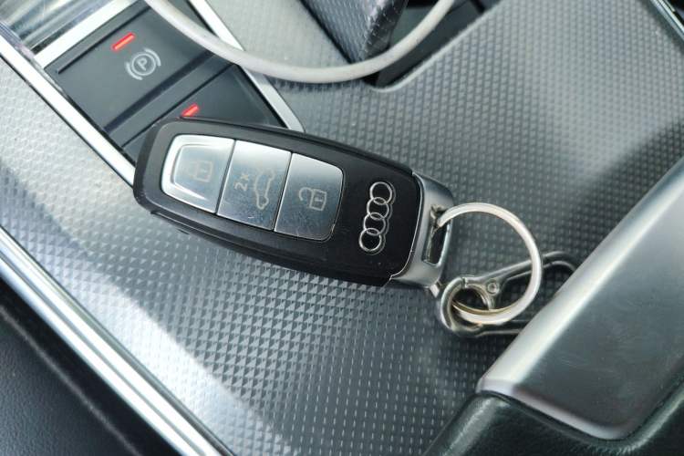 Used Audi A6L New Energy 2020 55 TFSI e quattro Vehicle Key
