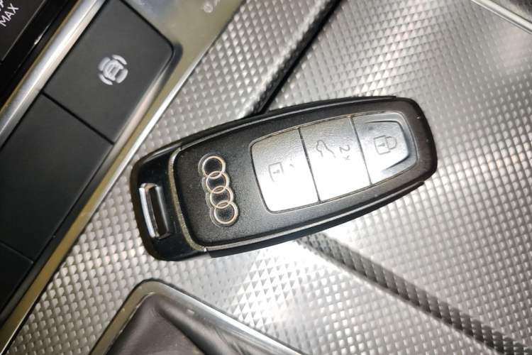 Used Audi A6L New Energy 2020 55 TFSI e quattro Vehicle Key
