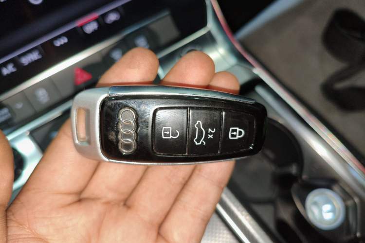 Used Audi A6L New Energy 2020 55 TFSI e quattro Vehicle Key