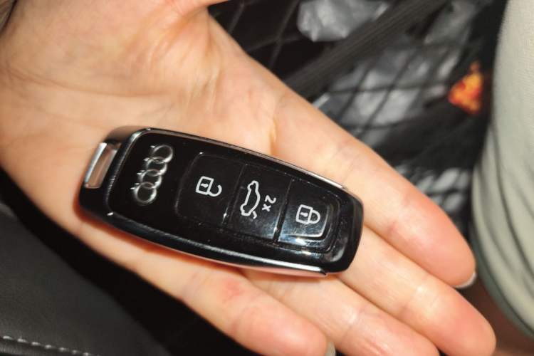 Used Audi A6L New Energy 2020 55 TFSI e quattro Vehicle Key