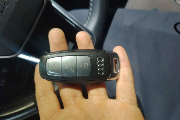 Used Audi A6L New Energy 2020 55 TFSI e quattro Vehicle Key