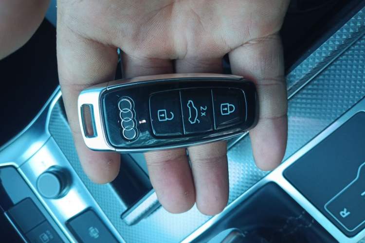 Used Audi A6L New Energy 2020 55 TFSI e quattro Vehicle Key