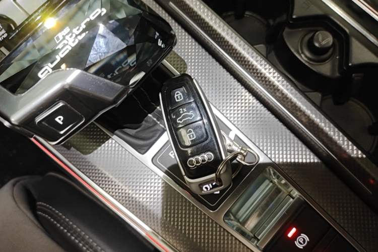 Used Audi A6L New Energy 2020 55 TFSI e quattro Vehicle Key
