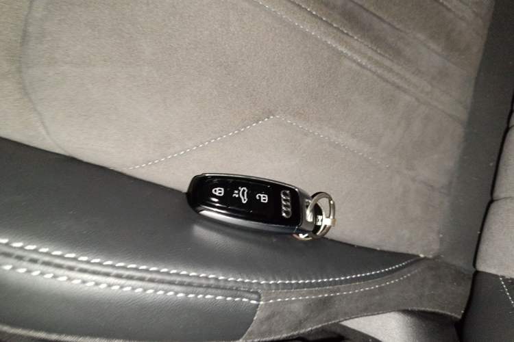 Used Audi A6L New Energy 2020 55 TFSI e quattro Vehicle Key
