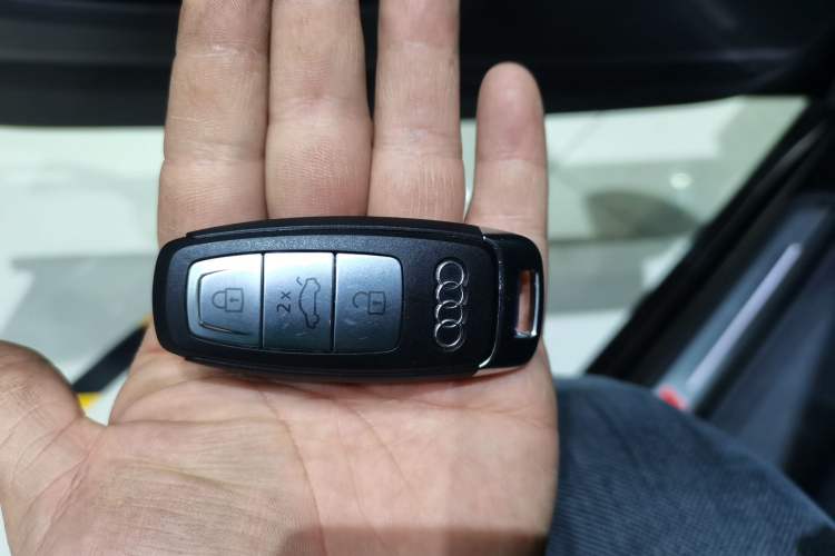 Used Audi A6L New Energy 2020 55 TFSI e quattro Vehicle Key
