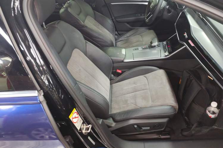 Used Audi A6L New Energy 2020 55 TFSI e quattro Right Front Seat