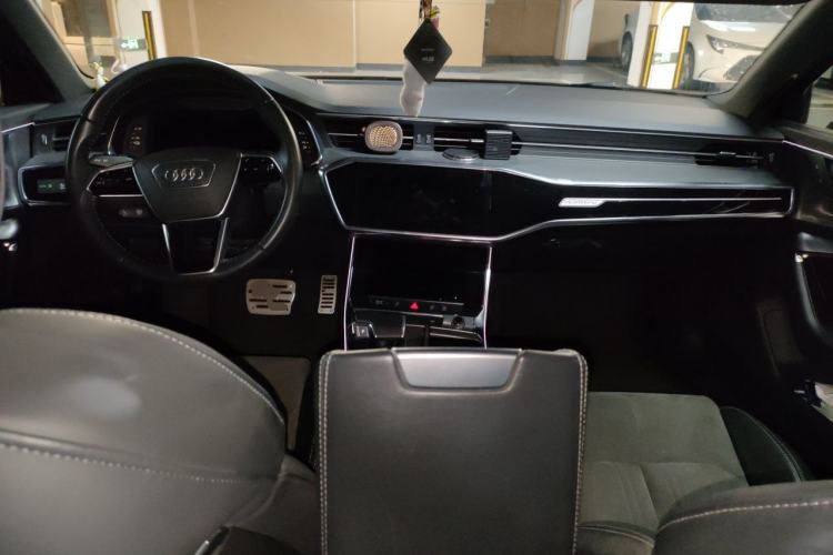 Used Audi A6L New Energy 2020 55 TFSI e quattro Center Console