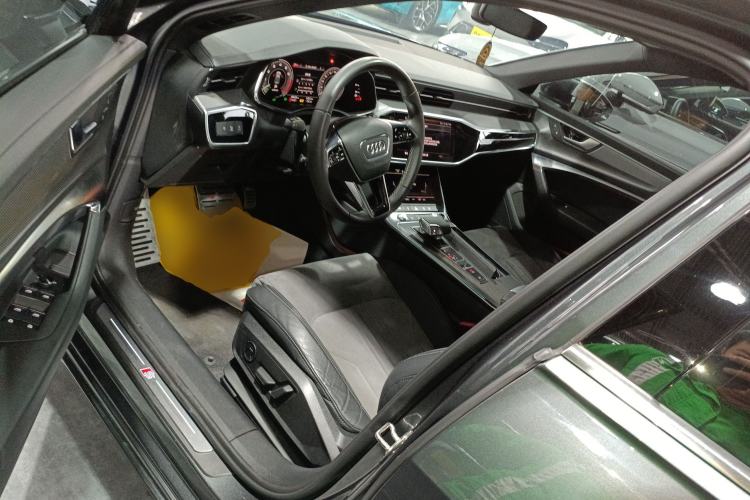 Used Audi A6L New Energy 2020 55 TFSI e quattro Driver Seat