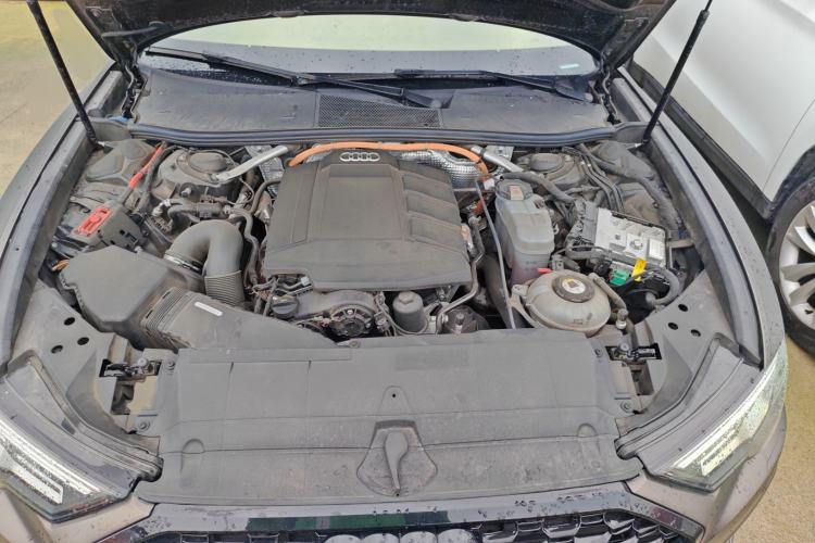 Used Audi A6L New Energy 2020 55 TFSI e quattro Engine Bay