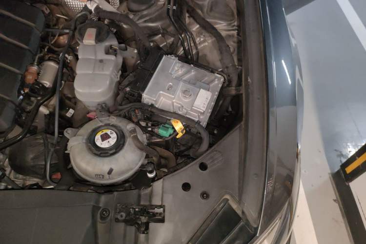 Used Audi A6L New Energy 2020 55 TFSI e quattro Engine Bay Left