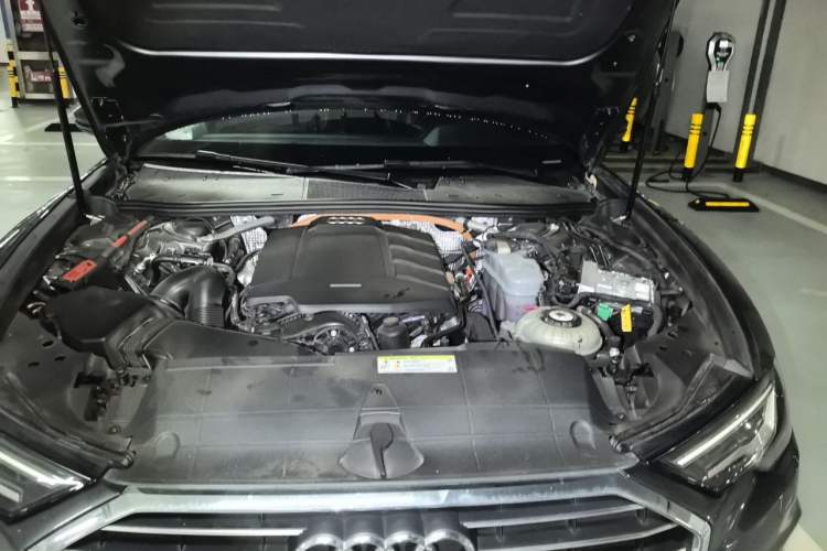 Used Audi A6L New Energy 2020 55 TFSI e quattro Engine Bay