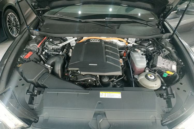 Used Audi A6L New Energy 2020 55 TFSI e quattro Engine Bay