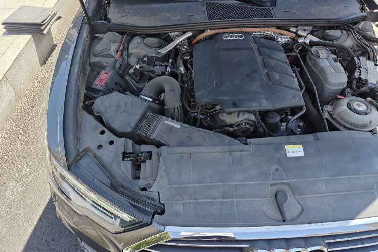Used Audi A6L New Energy 2020 55 TFSI e quattro Engine Bay Right