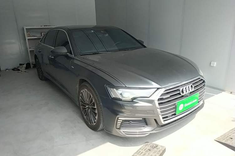 Used Audi A6L New Energy 2020 55 TFSI e quattro Front Right 45 Deg
