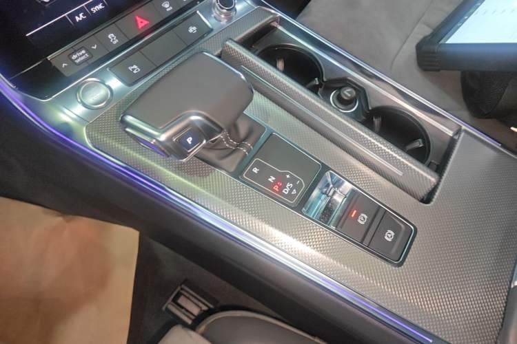 Used Audi A6L New Energy 2020 55 TFSI e quattro Gear Lever