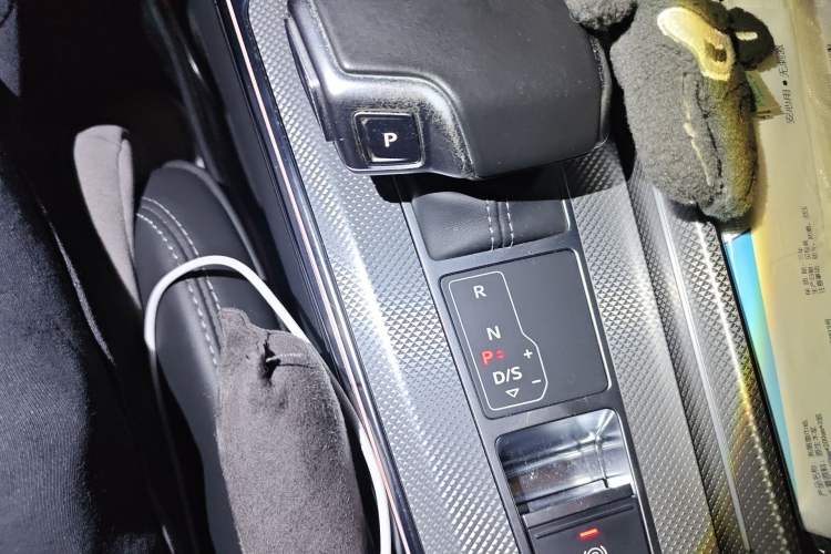 Used Audi A6L New Energy 2020 55 TFSI e quattro Gear Lever
