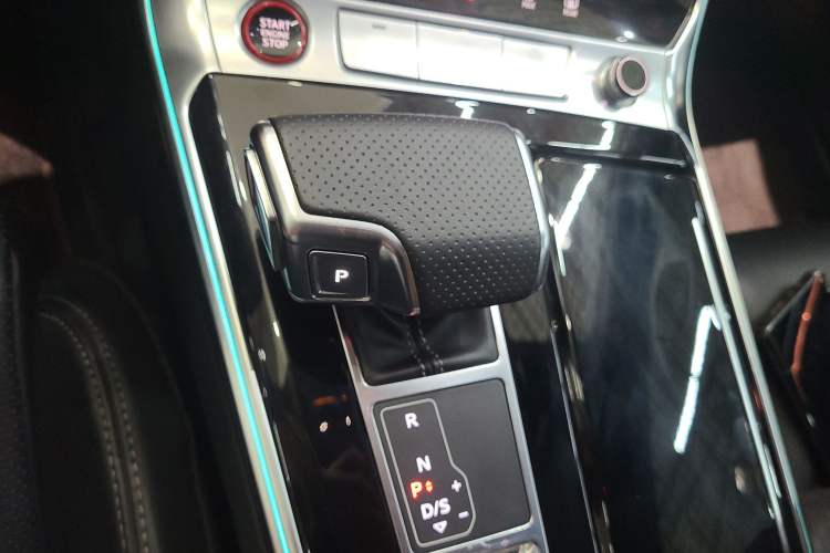 Used Audi A6L New Energy 2020 55 TFSI e quattro Gear Lever