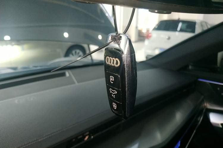 Used Audi A6L New Energy 2020 55 TFSI e quattro Interior 1