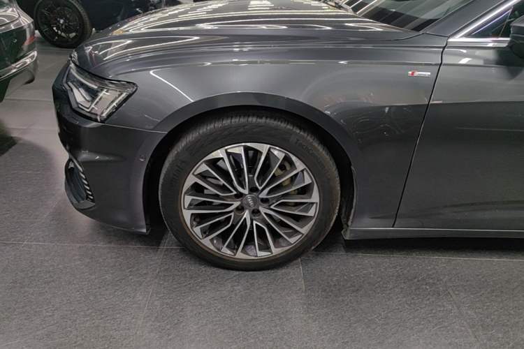 Used Audi A6L New Energy 2020 55 TFSI e quattro Left Front Wheel Hub
