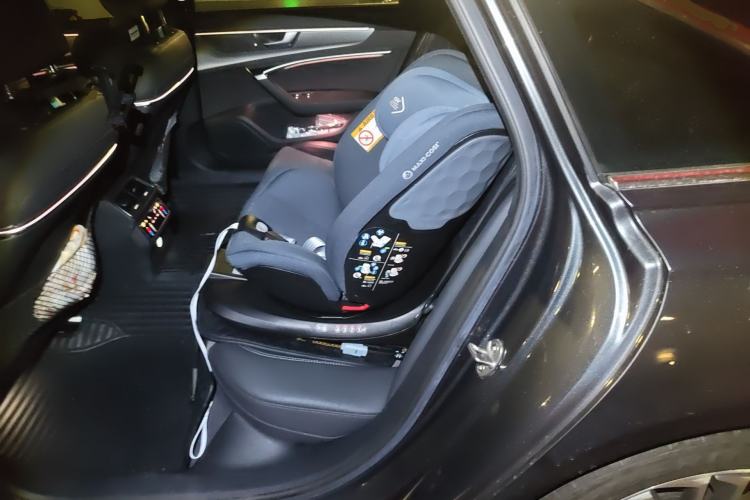 Used Audi A6L New Energy 2020 55 TFSI e quattro Left Rear Seat