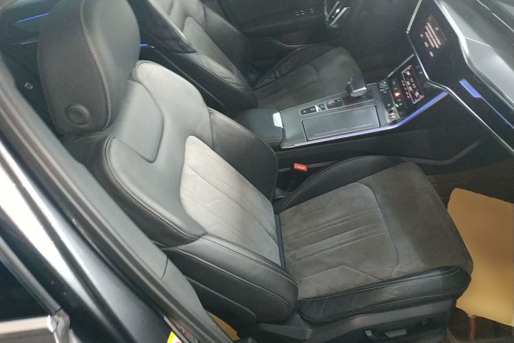 Used Audi A6L New Energy 2020 55 TFSI e quattro Right Front Seat
