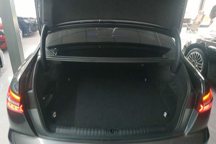 Used Audi A6L New Energy 2020 55 TFSI e quattro Trunk