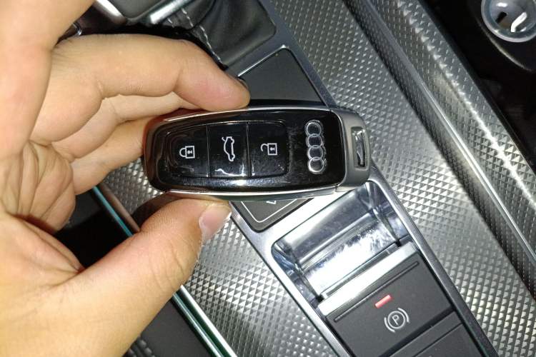 Used Audi A6L New Energy 2020 55 TFSI e quattro Vehicle Key