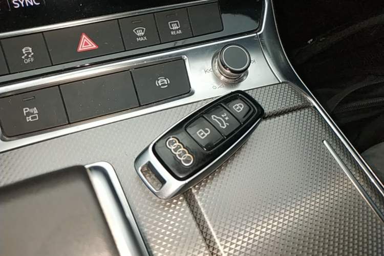 Used Audi A6L New Energy 2020 55 TFSI e quattro Vehicle Key