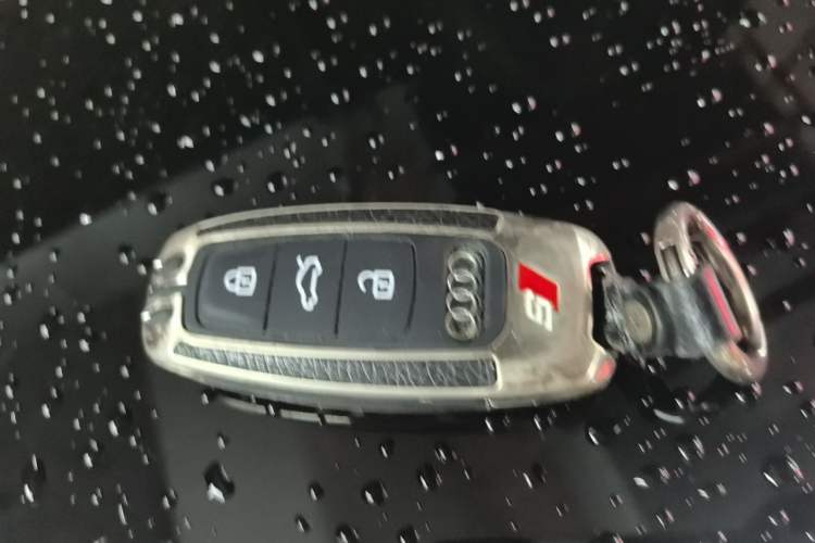 Used Audi A6L New Energy 2020 55 TFSI e quattro Vehicle Key