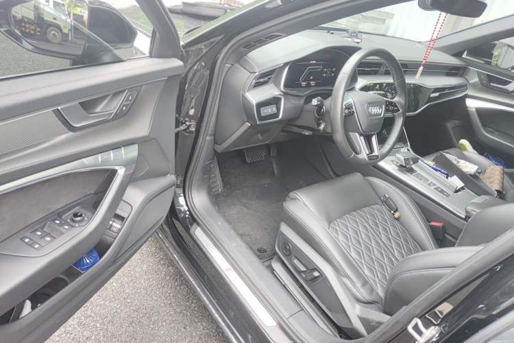 Used Audi A6L New Energy 2020 55 TFSI e quattro Driver Seat