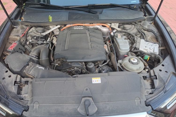 Used Audi A6L New Energy 2020 55 TFSI e quattro Engine Bay