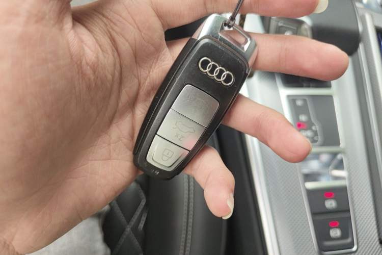 Used Audi A6L New Energy 2020 55 TFSI e quattro Vehicle Key